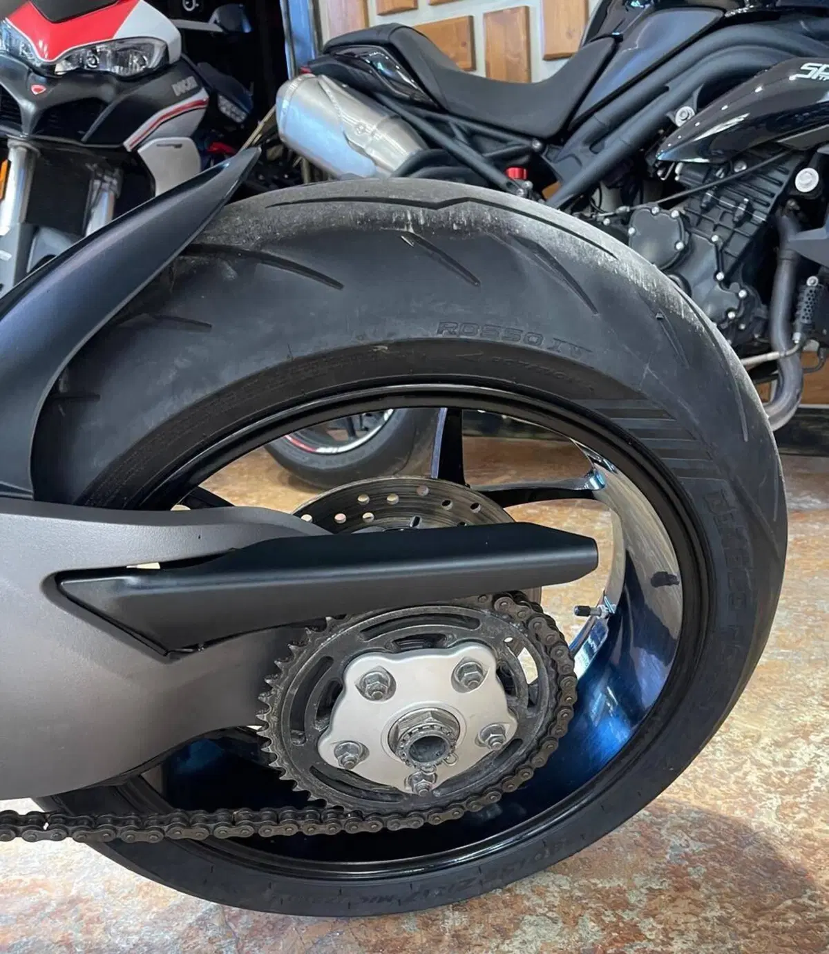 Ducati Hypermotard 950 (2022 - 25) (18)