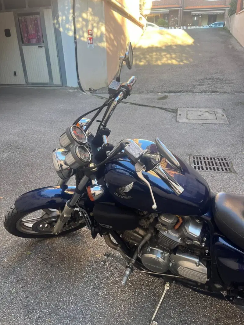 Honda VF 750 C (1985 - 01) (3)