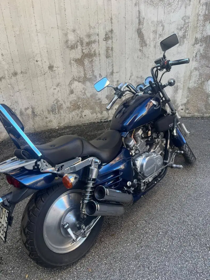 Honda VF 750 C (1985 - 01) (5)