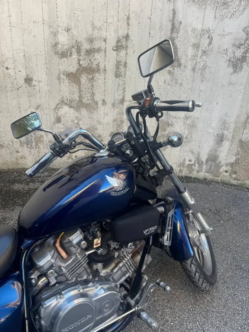 Honda VF 750 C (1985 - 01) (14)