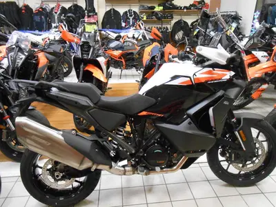 KTM 1390 Super Adventure S (2026) nuova