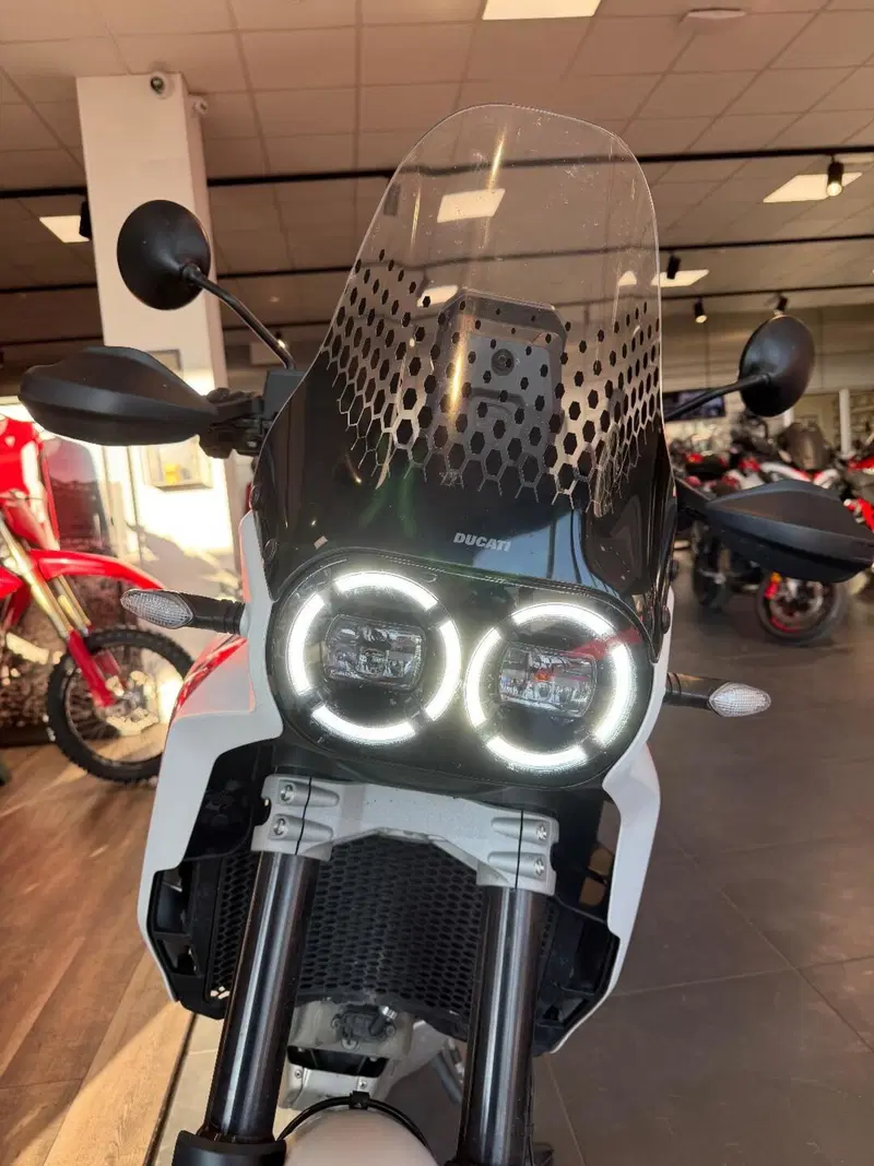 Ducati DesertX (2022 - 25) (2)