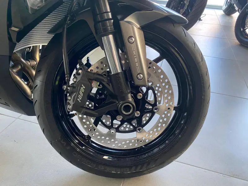 Kawasaki Ninja 636 ZX-6R (2024 - 26) (15)