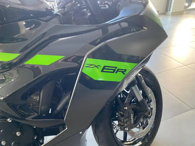 Kawasaki Ninja 636 ZX-6R (2024 - 26) (6)