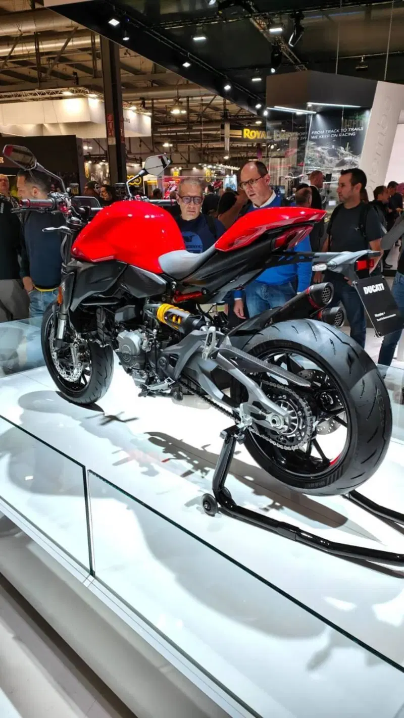 Ducati Monster 890 (2026) (16)