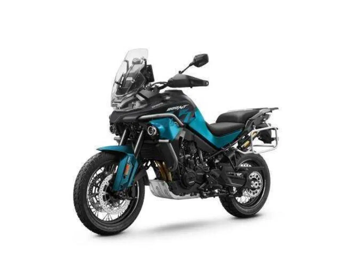 CFMoto svela la nuova 800MT ES con sospensioni elettroniche (4)