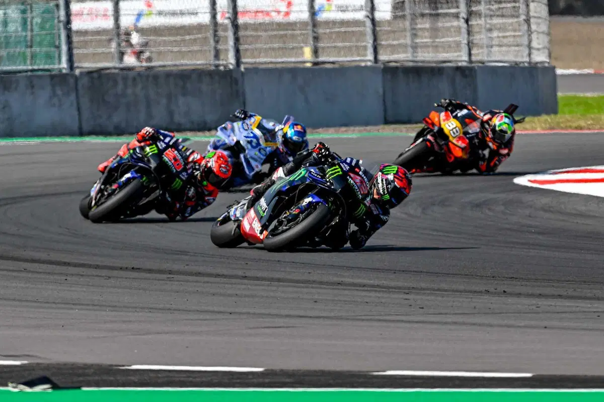 MotoGP 2025. Nobuatsu Aoki spiega il ritorno di Honda e Yamaha: da una parte il telaio+Albesiano, dall'altra il V4 (5)