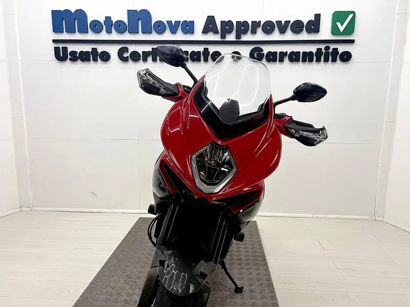 MV Agusta Turismo Veloce 800 Rosso (2021 - 23) (4)