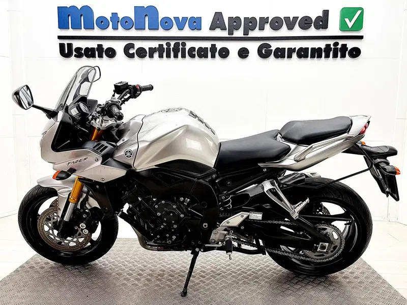 Yamaha FZ1 Fazer (2006 - 16) (2)