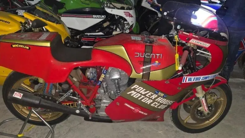 L'Olimpionico Ryan Wedding e la misteriosa collezione di moto da 40 milioni di dollari