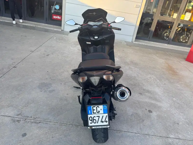 Yamaha T-Max 530 (2015 - 16) (10)