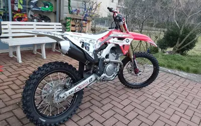 Honda CRF 250R (2022) usata