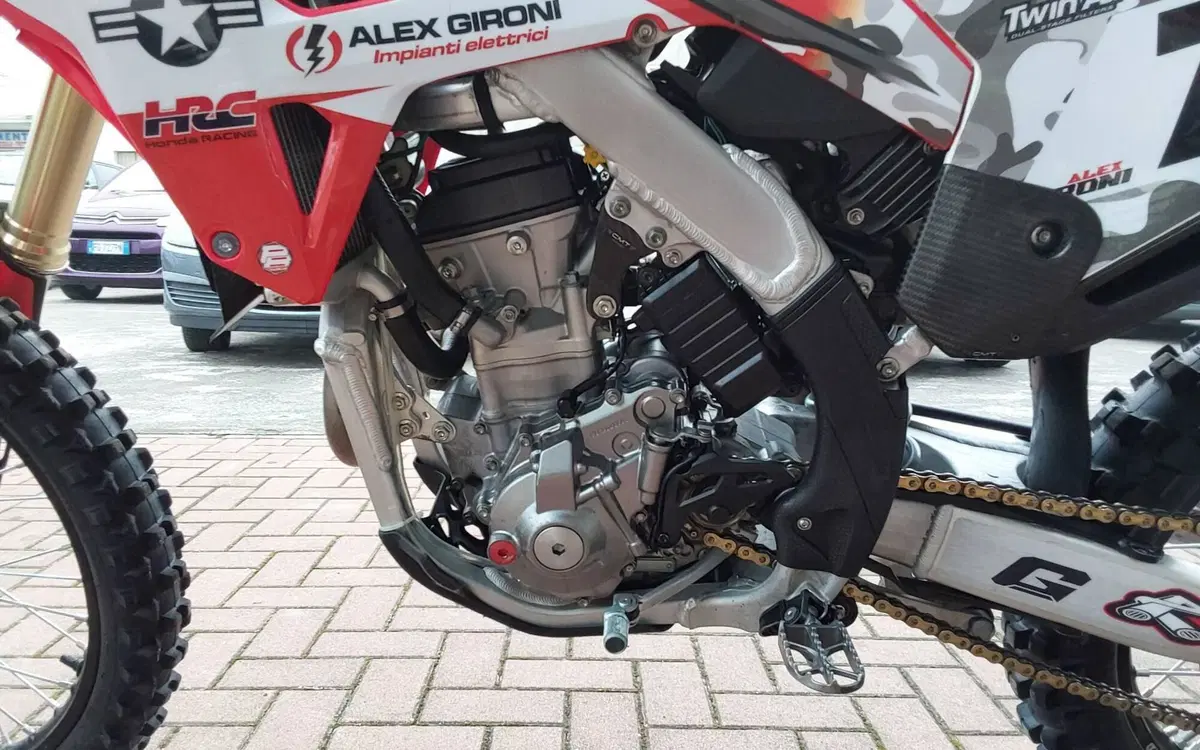 Honda CRF 250R (2022) (9)