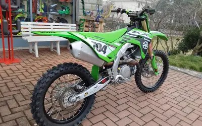 Kawasaki KX 450 (2024) usata