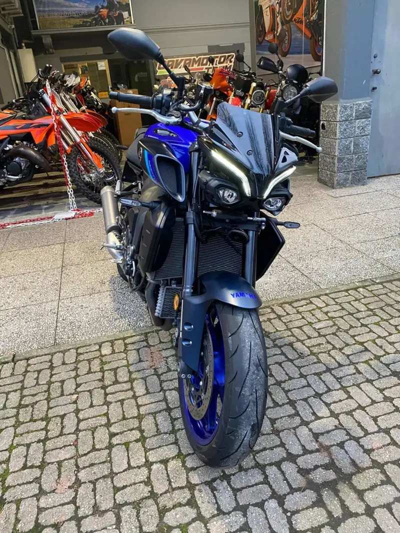 Yamaha MT-10 (2022 - 26) (4)