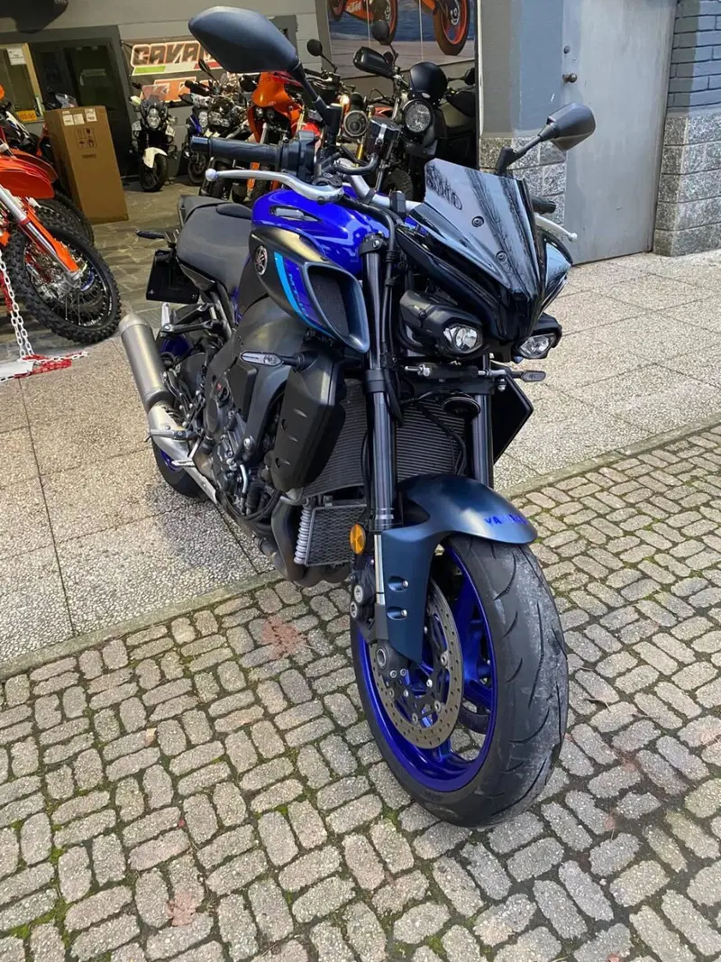 Yamaha MT-10 (2022 - 26) (5)