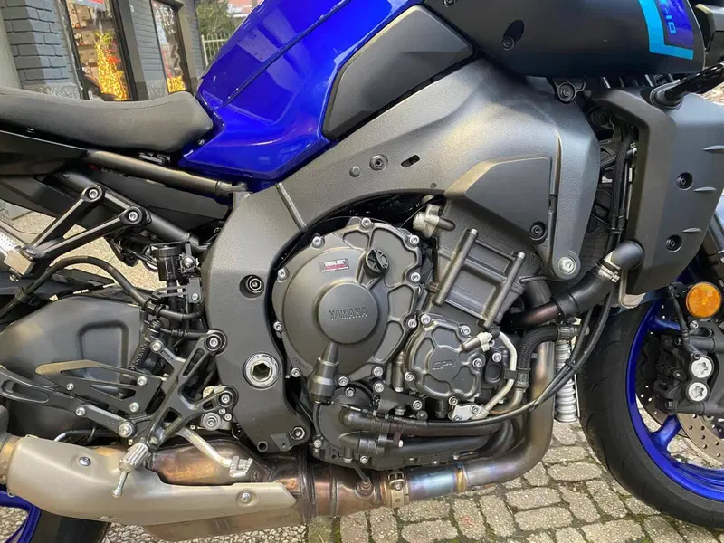 Yamaha MT-10 (2022 - 26) (9)