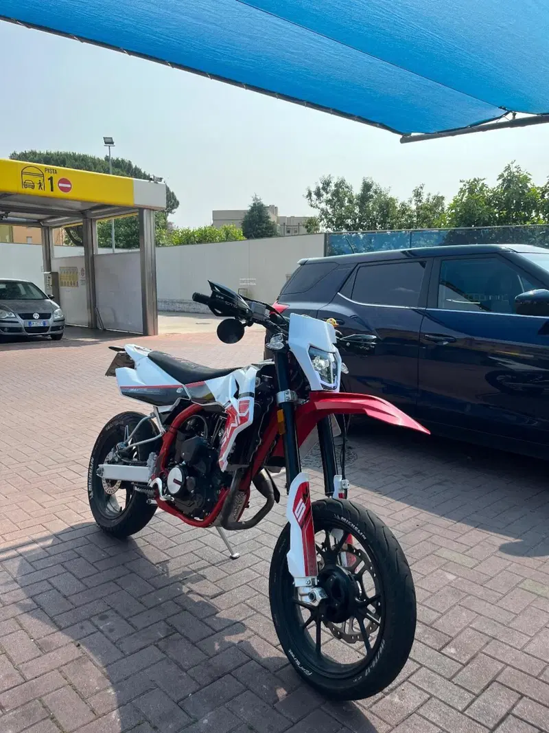 Swm RS 125 R (2021 - 23) (2)