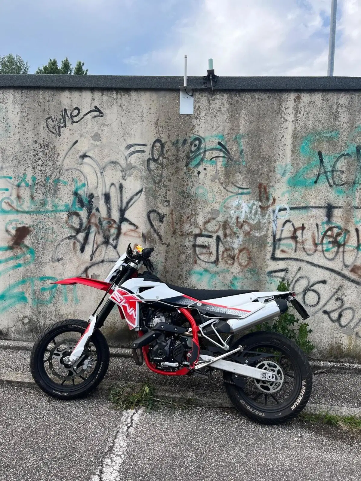 Swm RS 125 R (2021 - 23) (5)