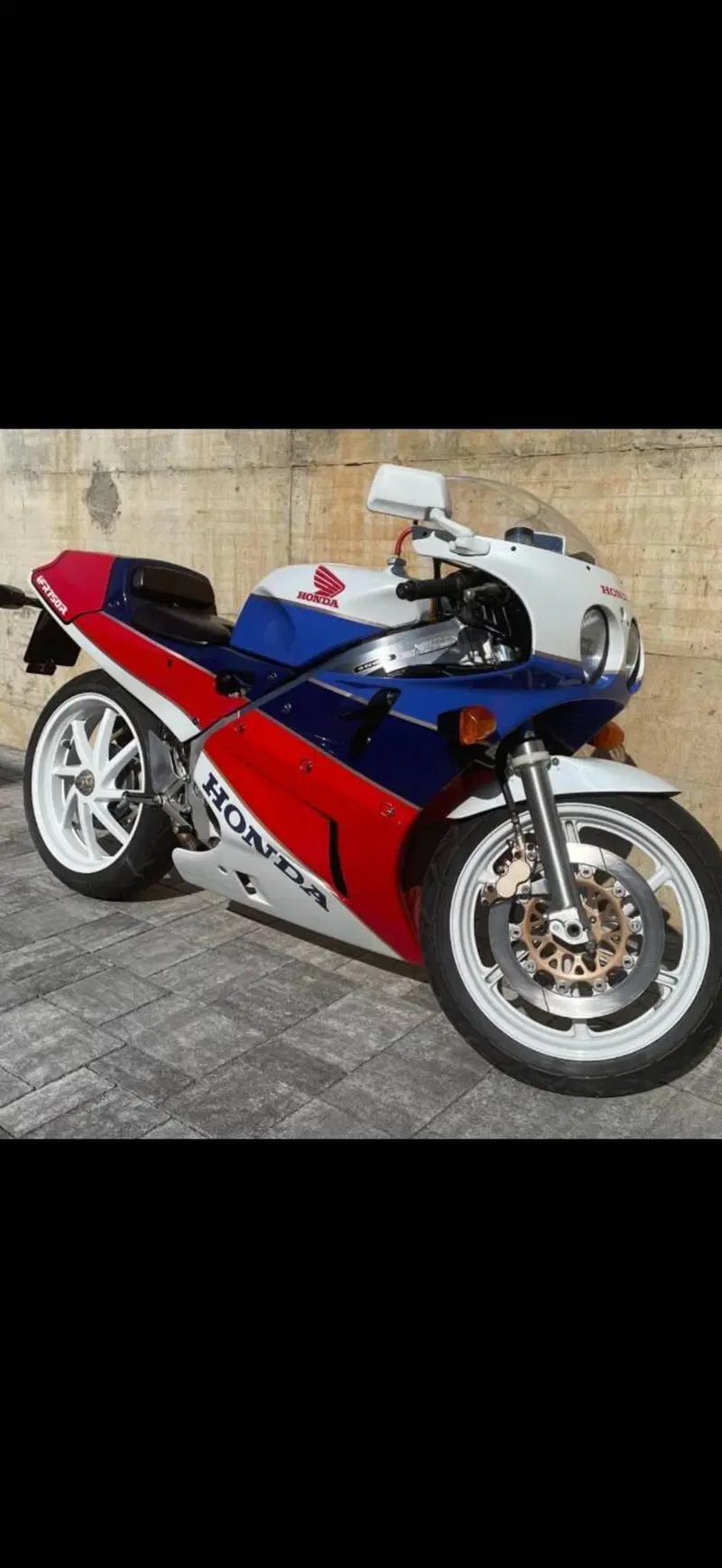 Honda Rc30 