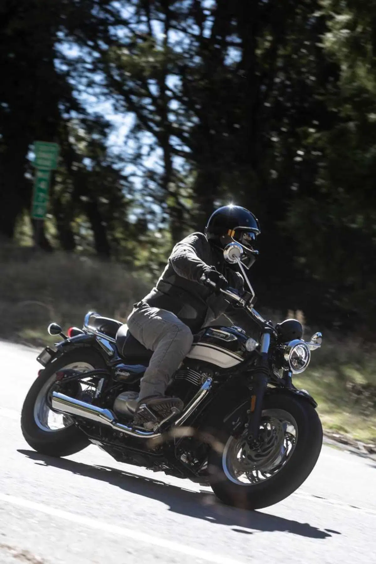 Triumph Bonneville Bobber e Speedmaster 1200 my 2026 foto dinamiche motoIT (6)