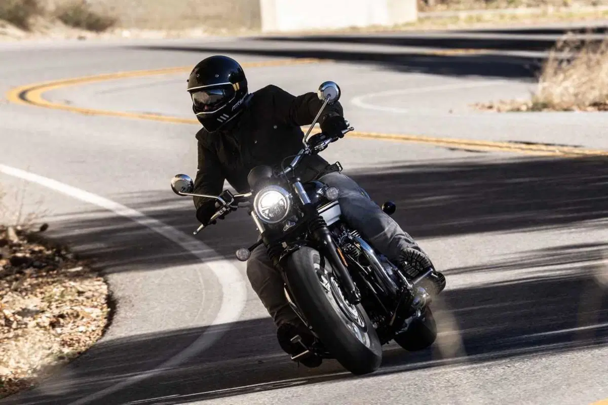 Triumph Bonneville Bobber e Speedmaster 1200 my 2026 foto dinamiche motoIT (20)