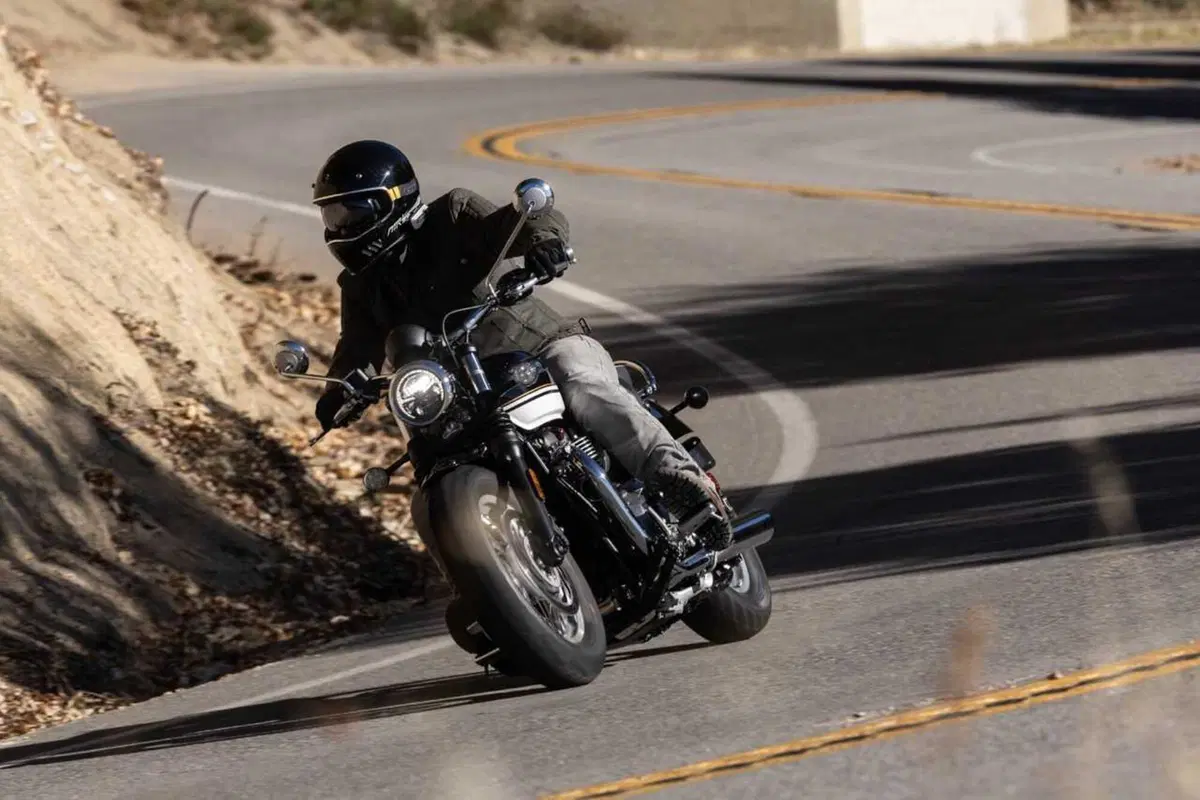 Triumph Bonneville Bobber e Speedmaster 1200 my 2026 foto dinamiche motoIT (22)