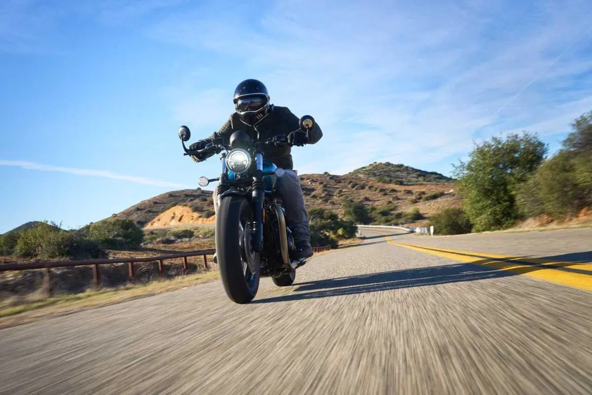 Triumph Bonneville Bobber e Speedmaster 1200 my 2026 foto dinamiche motoIT (53)
