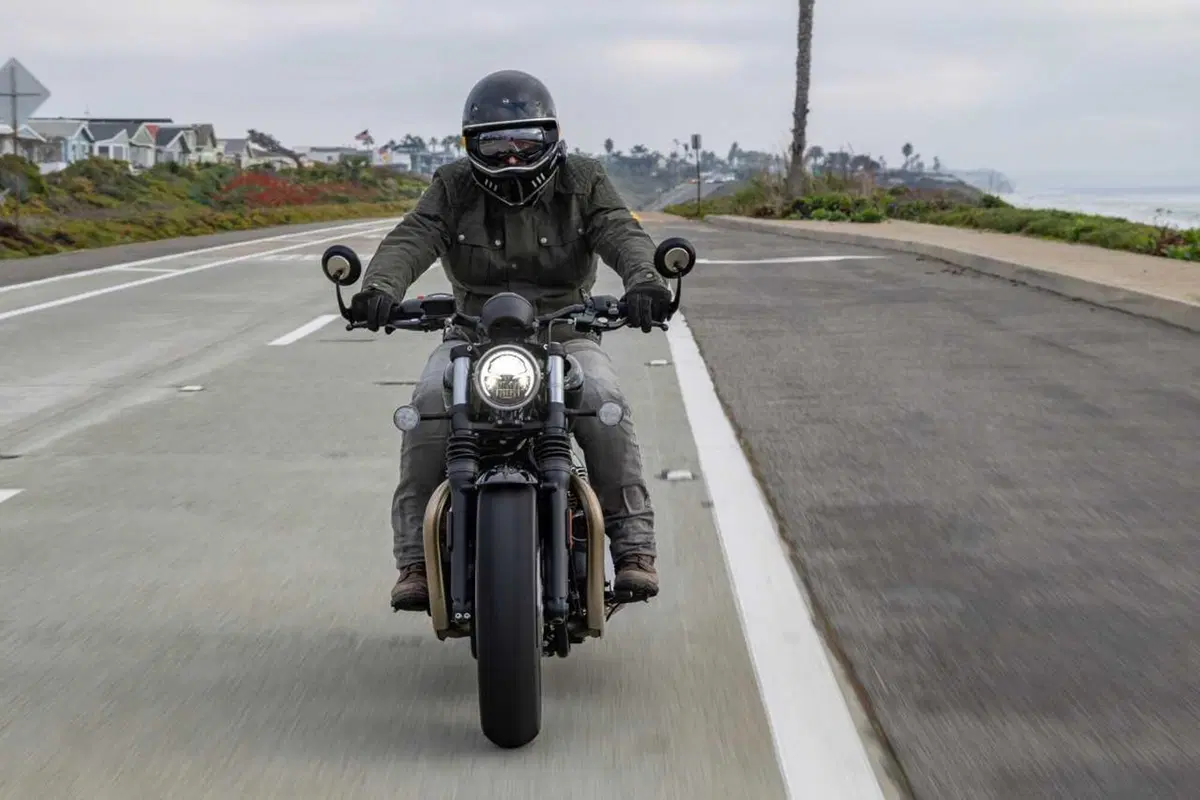 Triumph Bonneville Bobber e Speedmaster 1200 my 2026 foto dinamiche motoIT (73)