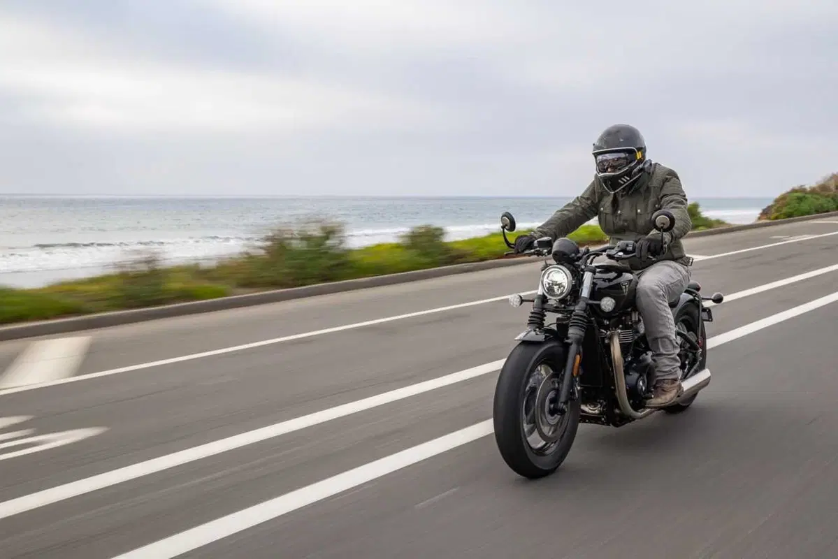 Triumph Bonneville Bobber e Speedmaster 1200 my 2026 foto dinamiche motoIT (78)