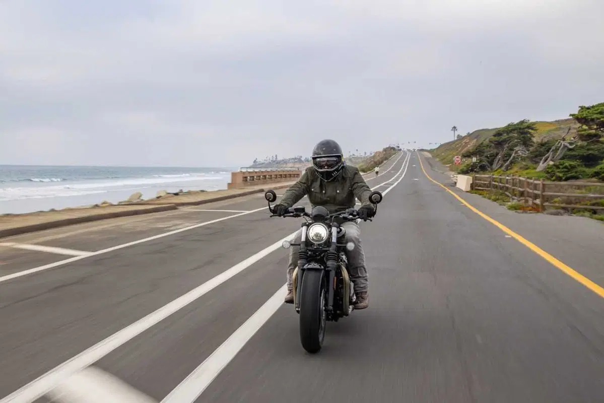 Triumph Bonneville Bobber e Speedmaster 1200 my 2026 foto dinamiche motoIT (81)