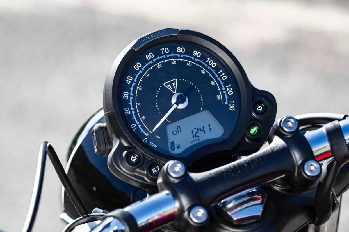 Triumph Bonneville Speedmaster my 2026 statics and details (7)