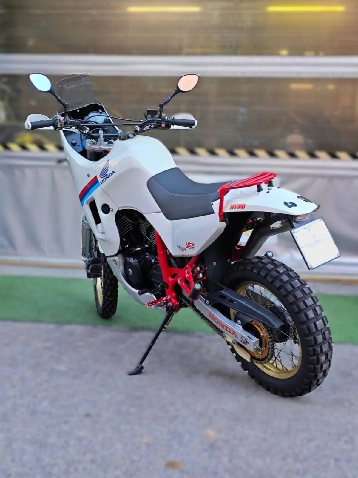 Honda Transalp XL 600V (1987 - 90) (4)