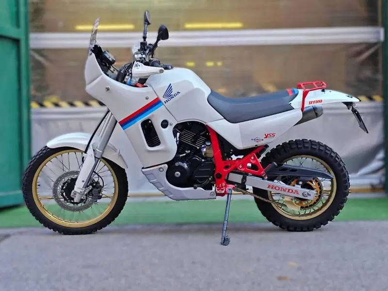 Honda Transalp XL 600V (1987 - 90) (3)