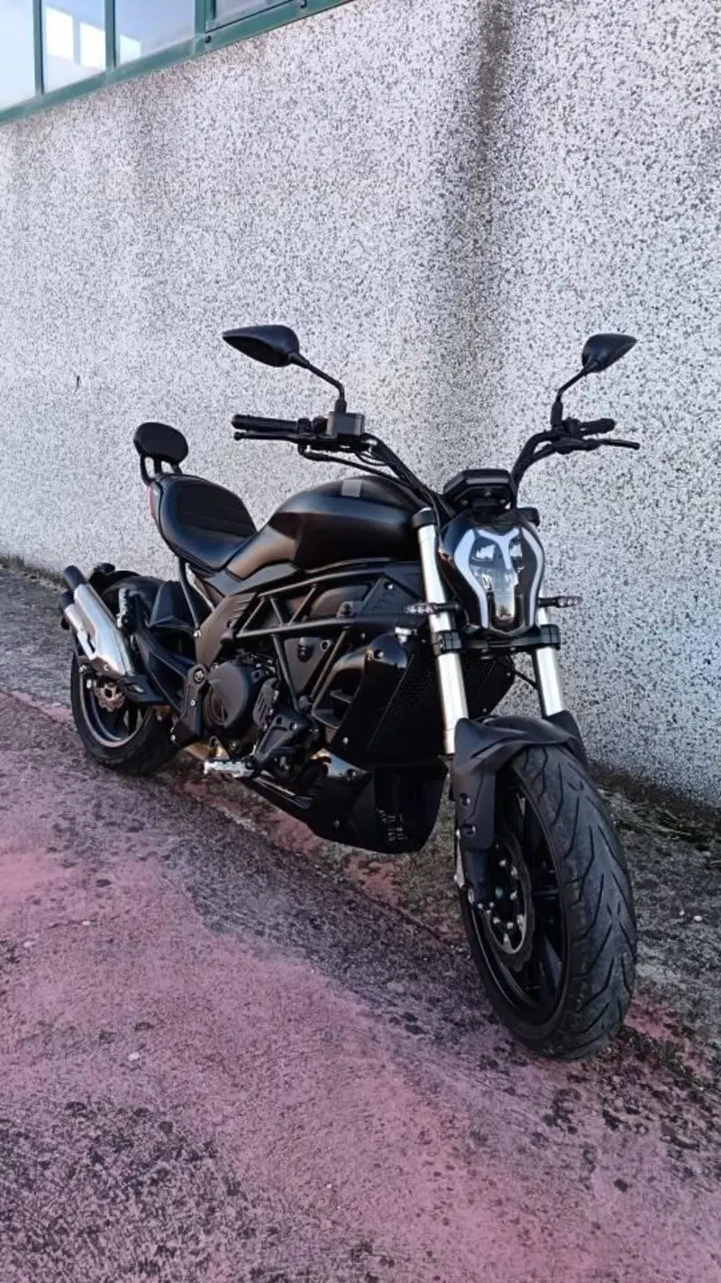 Benelli 502 C (2021 - 25) (2)