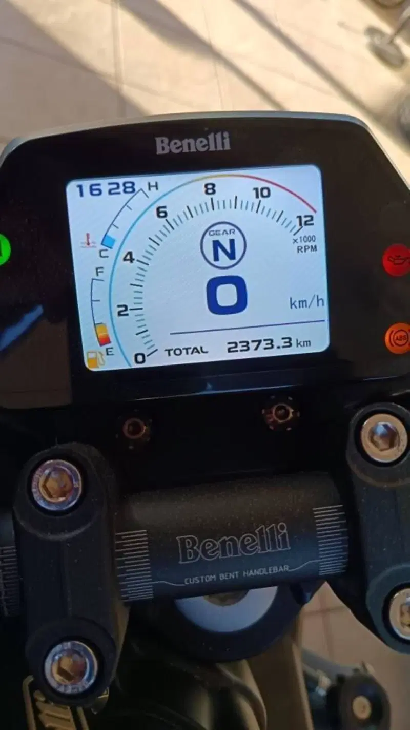 Benelli 502 C (2021 - 25) (3)