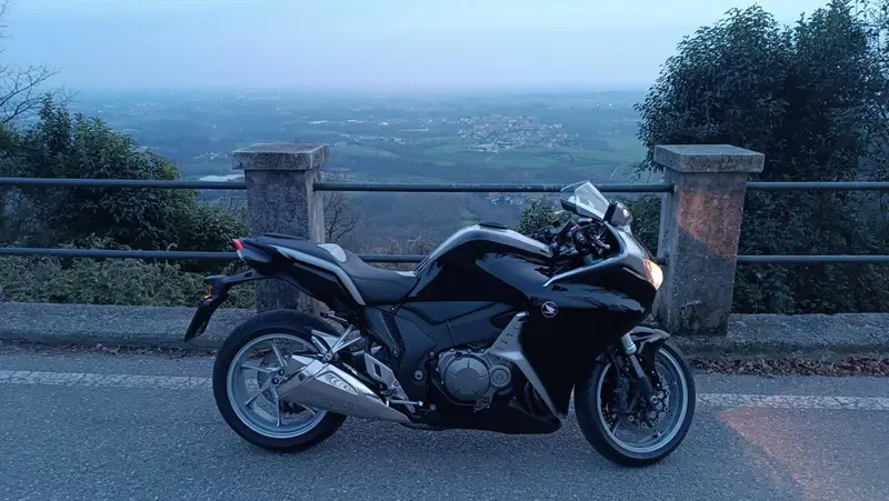 Honda VFR 1200 F ABS (2009 - 16)