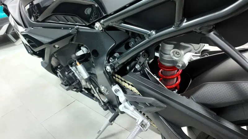 Bmw S 1000 RR (2025 - 26) (6)