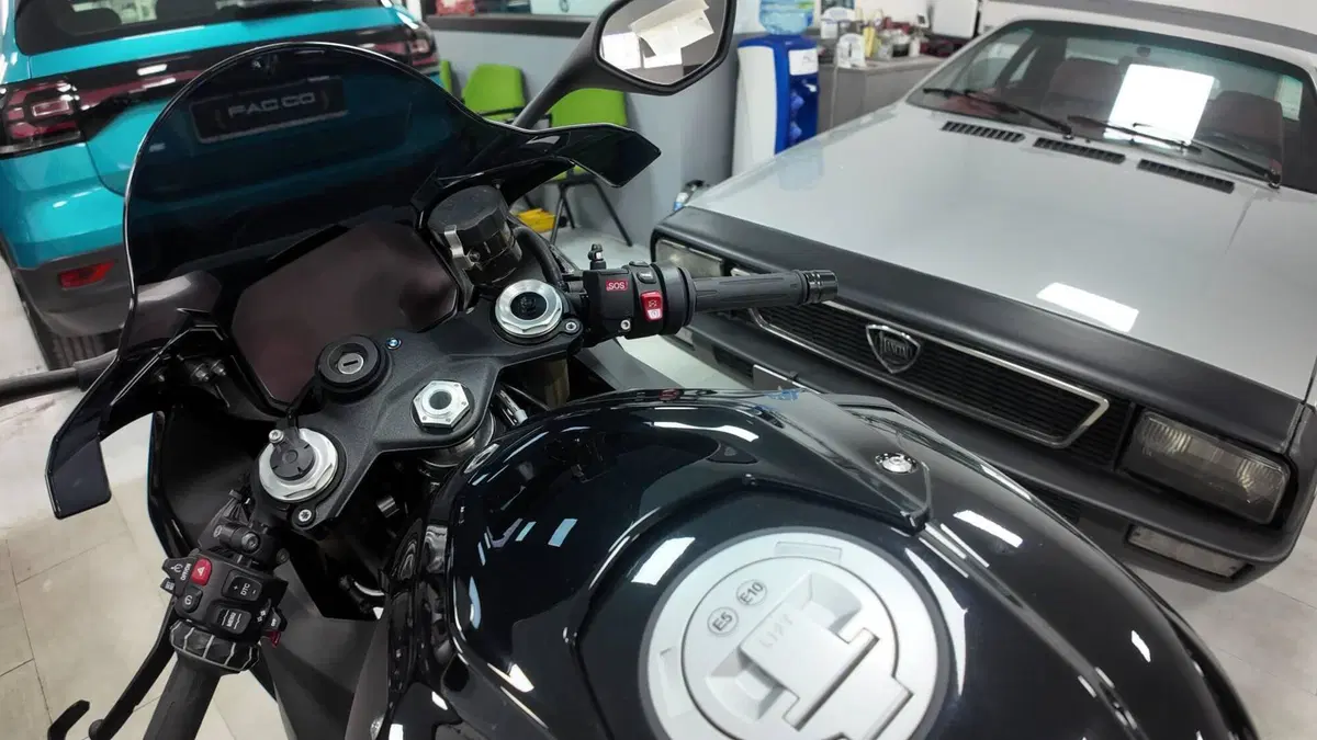 Bmw S 1000 RR (2025 - 26) (7)