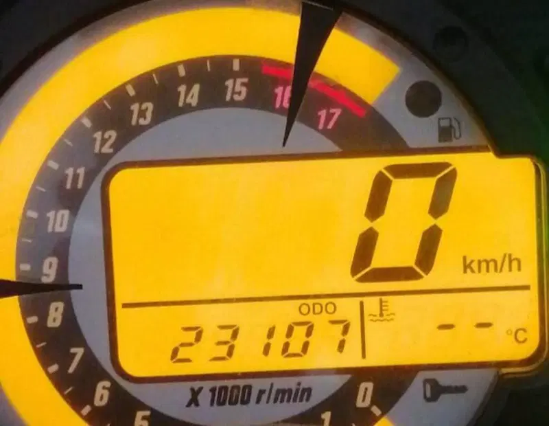 Kawasaki Ninja 636 ZX-6R (2005 - 06) (7)