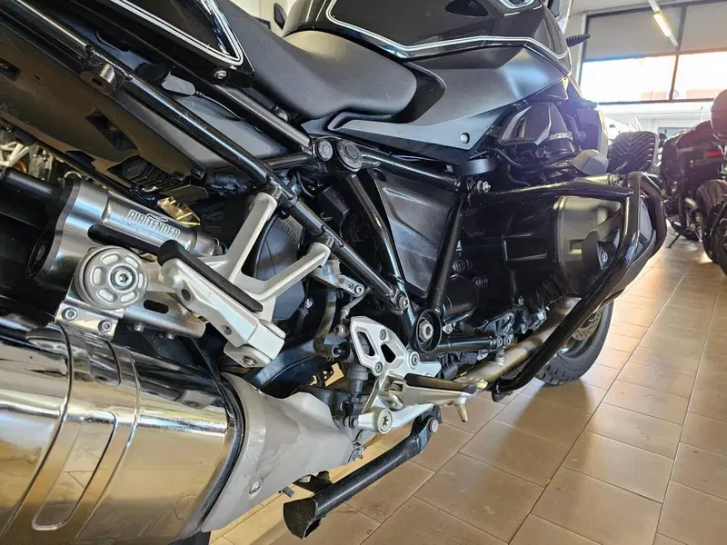 Bmw R 1200 R Black Edition (2017 - 18) (4)