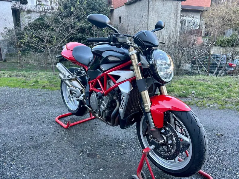 MV Agusta Brutale 910 S (2005 - 11) (5)