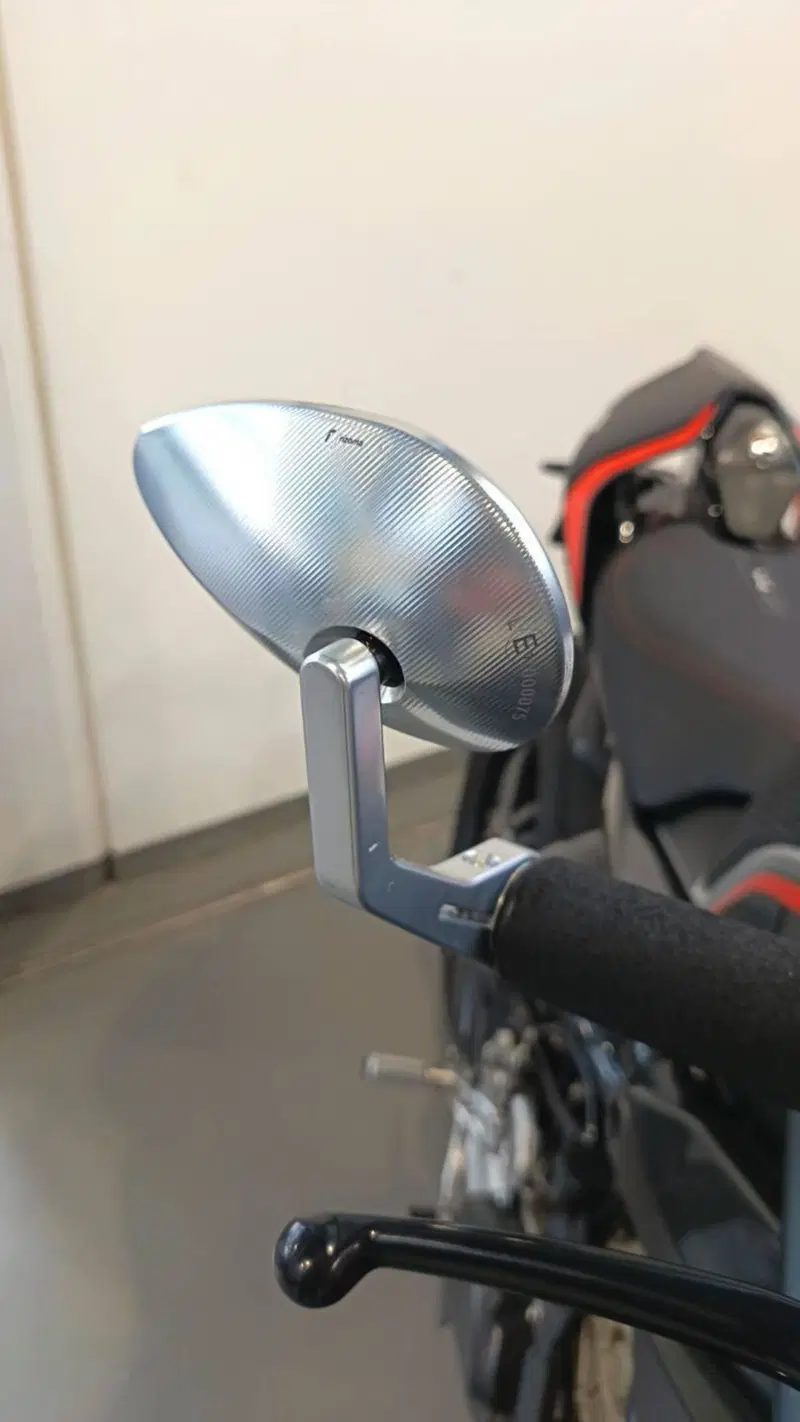 Ducati Streetfighter V4 1100 SP (2022) (5)