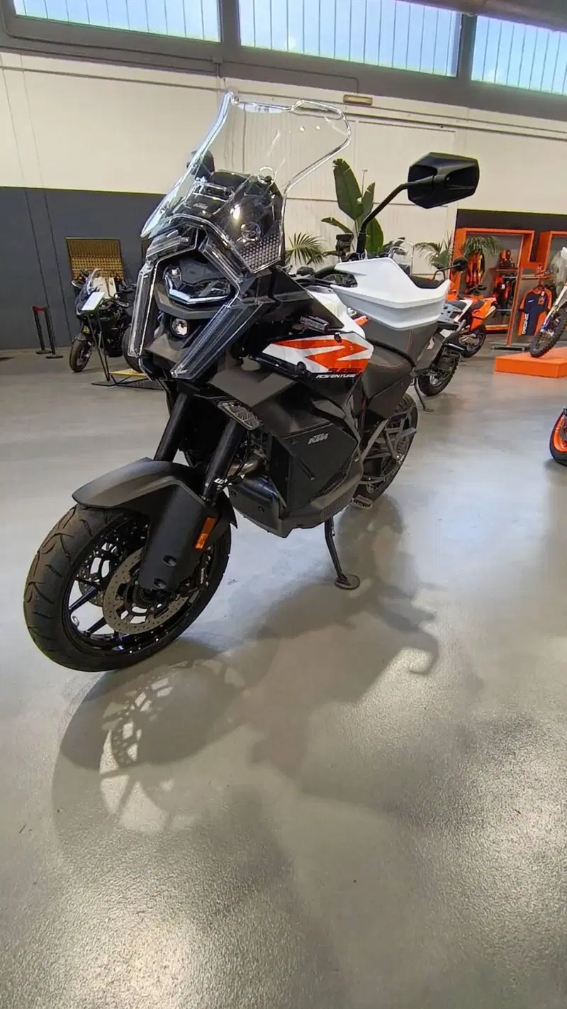 KTM 1390 Super Adventure S (2026)