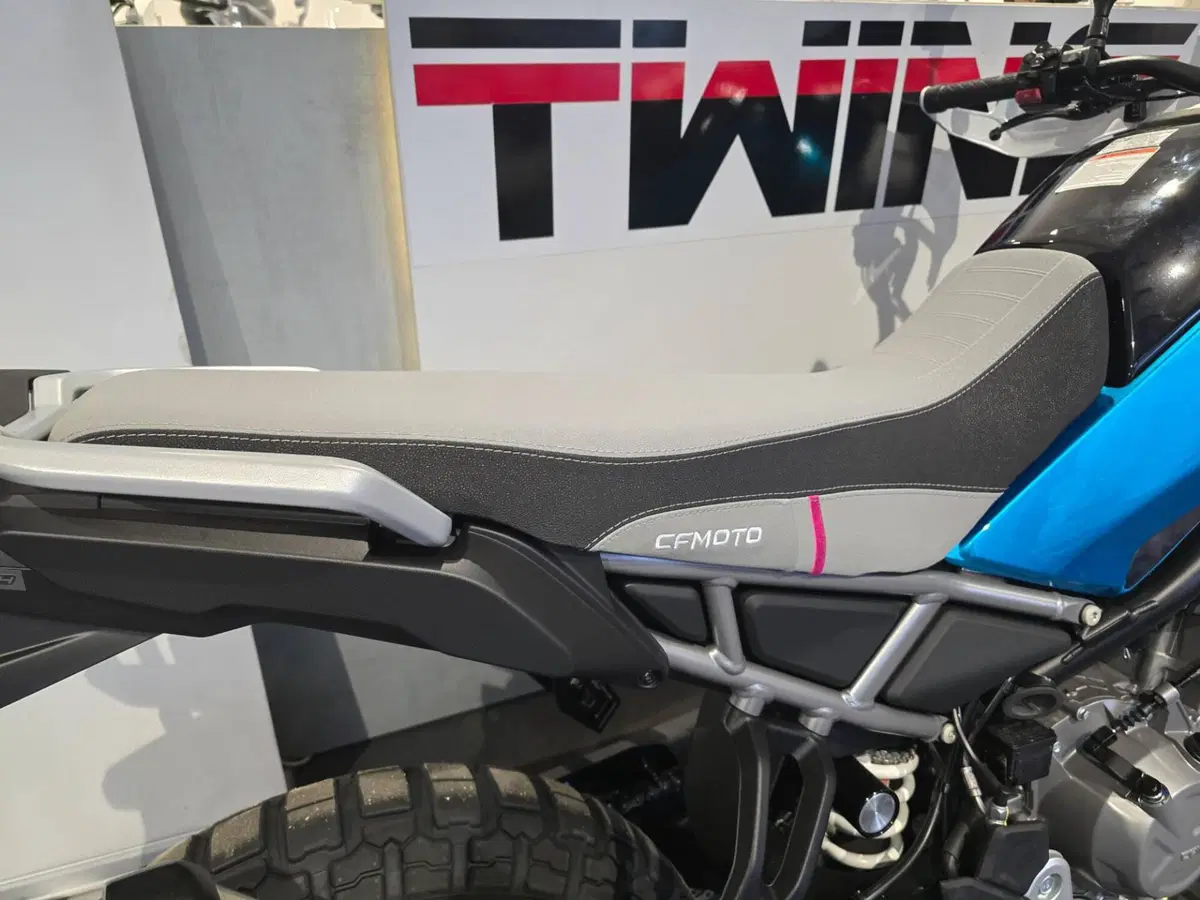 CFMOTO 450MT (2024 - 26) (9)