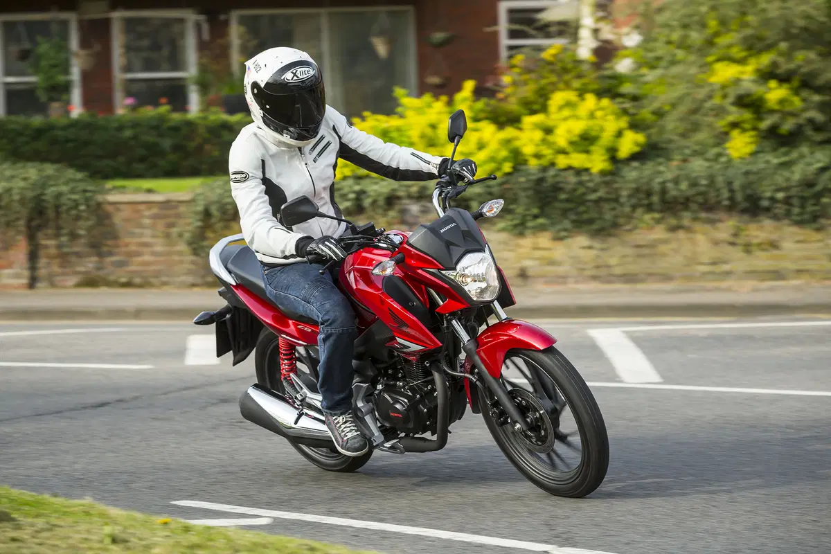 Honda CB125F (3)
