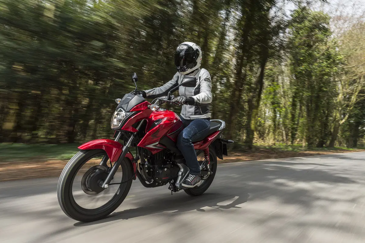 Honda CB125F (8)