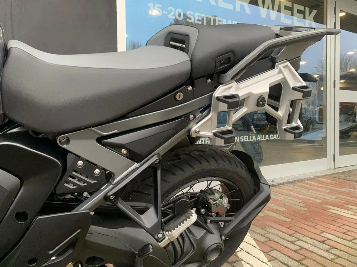 Bmw R 1300 GS Adventure Triple Black (2025 - 26) (9)