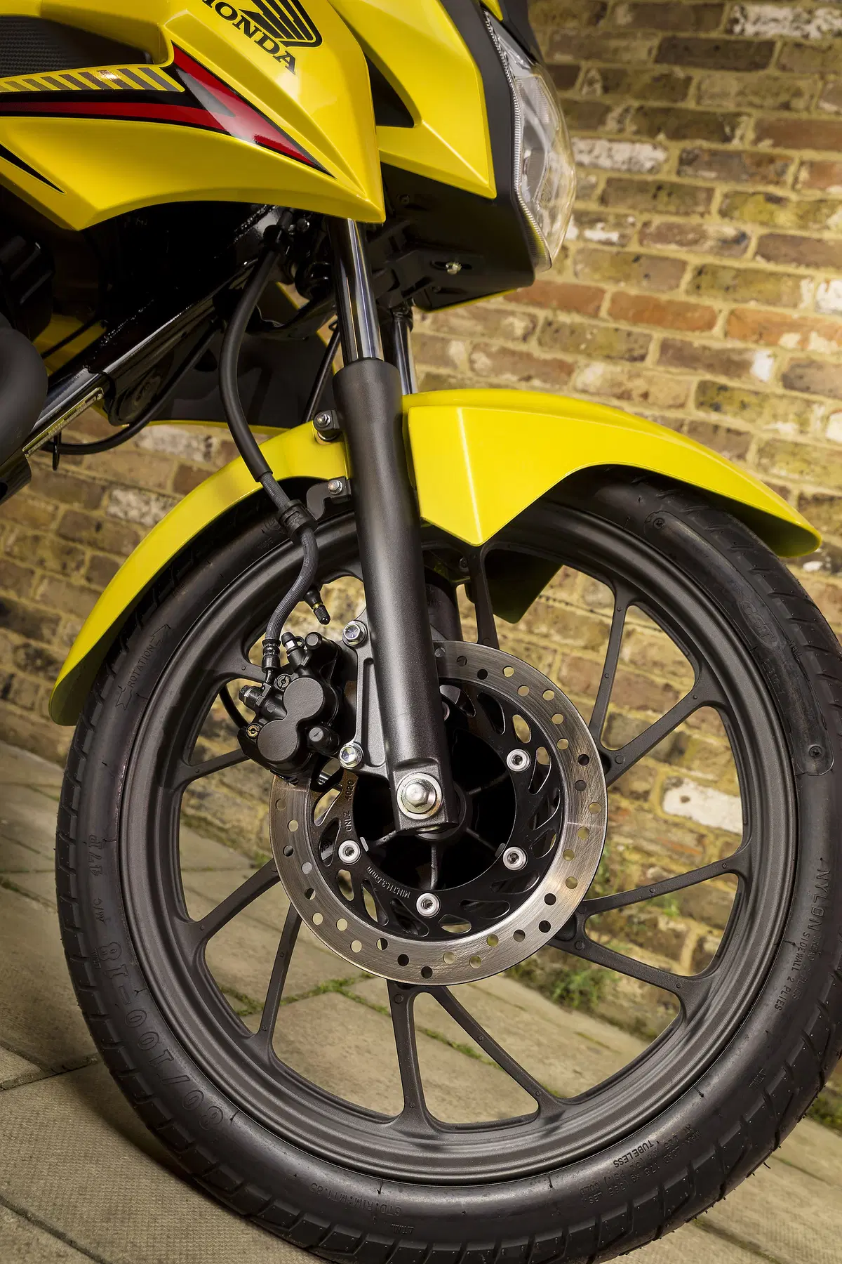 Honda CB125F (24)