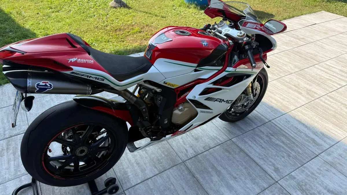 MV Agusta F4 1000 RC ABS (2015 - 17) (5)